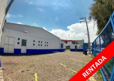 Renta de bodega Industrial en parque Toluca 2000 – 2,050 m²