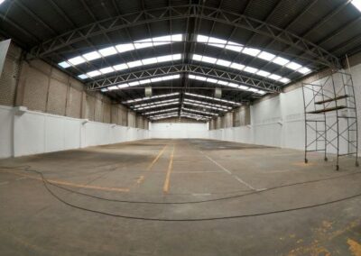 Nave Industrial en Toluca 2000 con Transformador eléctrico y cisterna. 2,040 m²